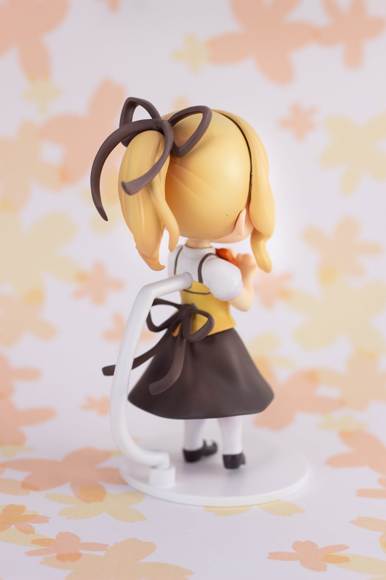 Is the order a rabbit? BLOOM
mini figure Syaro(re-run)