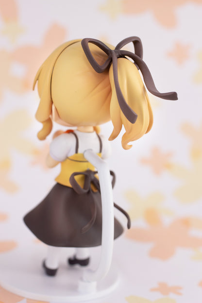 Is the order a rabbit? BLOOM
mini figure Syaro(re-run)