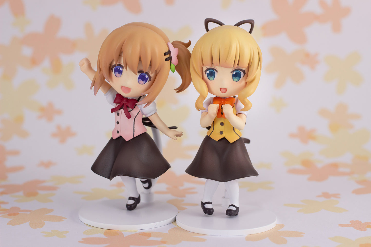 Is the order a rabbit? BLOOM
mini figure Syaro(re-run)