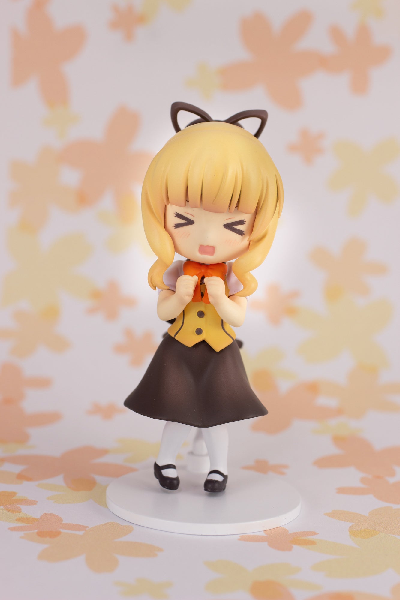 Is the order a rabbit? BLOOM
mini figure Syaro(re-run)