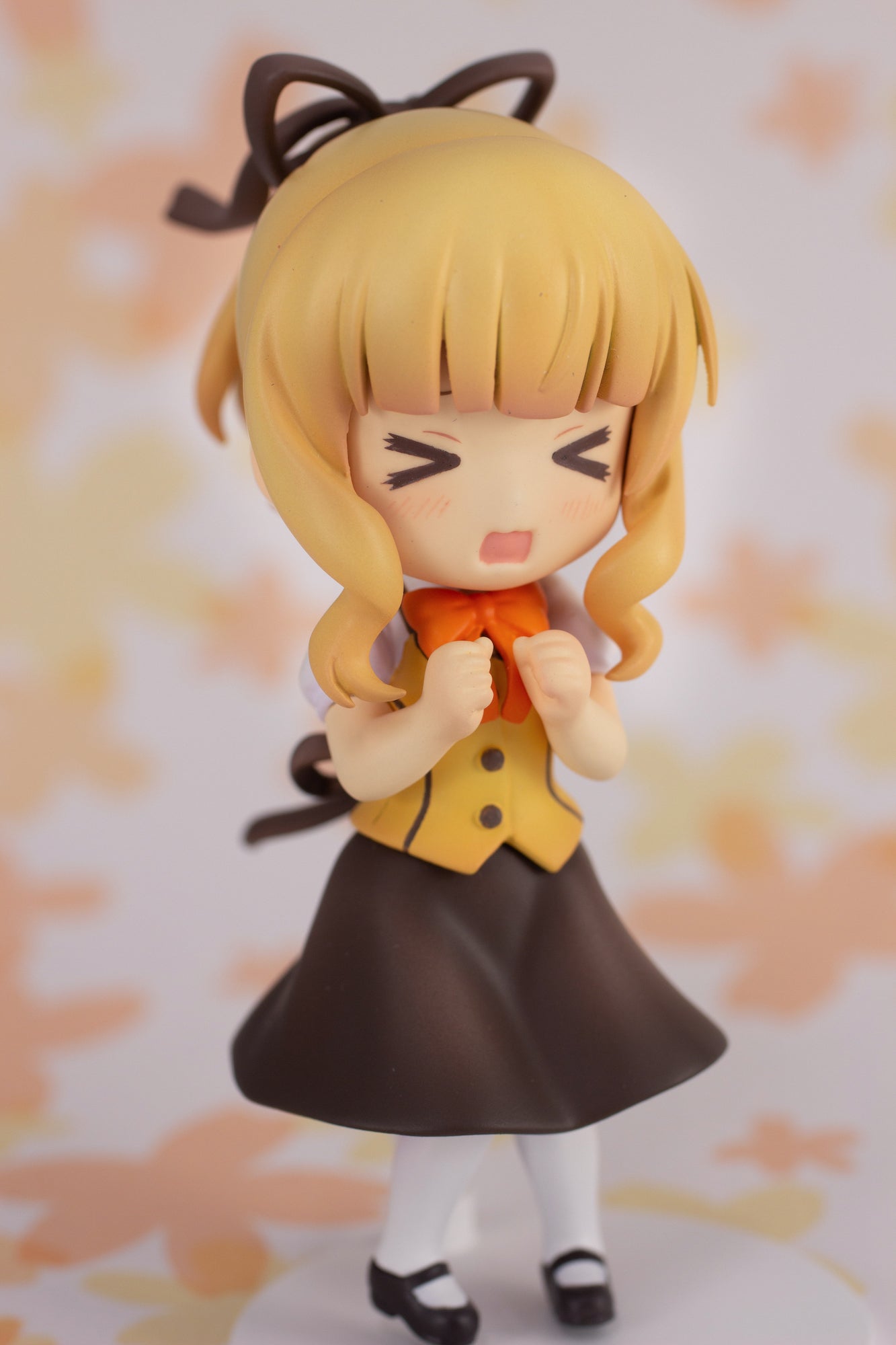 Is the order a rabbit? BLOOM
mini figure Syaro(re-run)