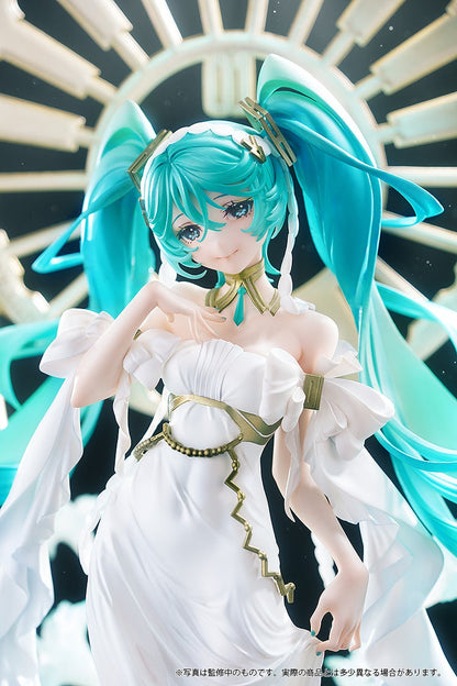 1/7 Character Vocal Series 01: Hatsune Miku feat. Yoneyama Mai