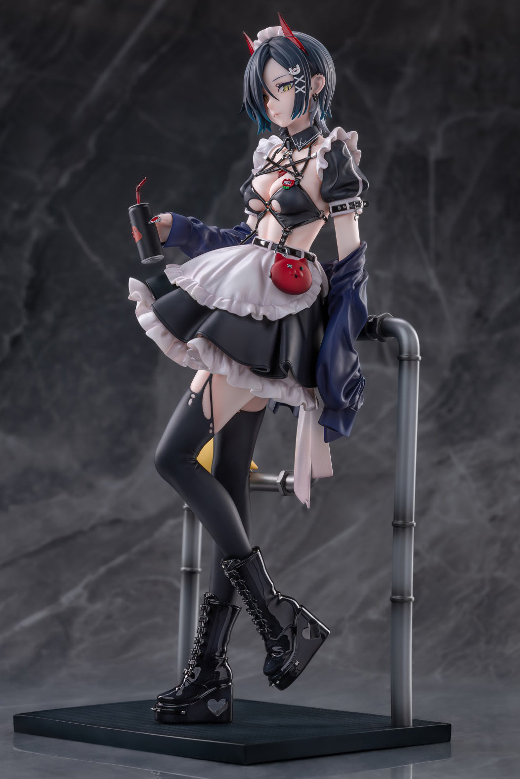 1/6 Azur Lane: Ulrich von Hutten Mayhem Maid Ver.