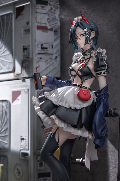 1/6 Azur Lane: Ulrich von Hutten Mayhem Maid Ver.