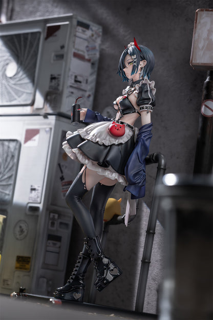 1/6 Azur Lane: Ulrich von Hutten Mayhem Maid Ver.