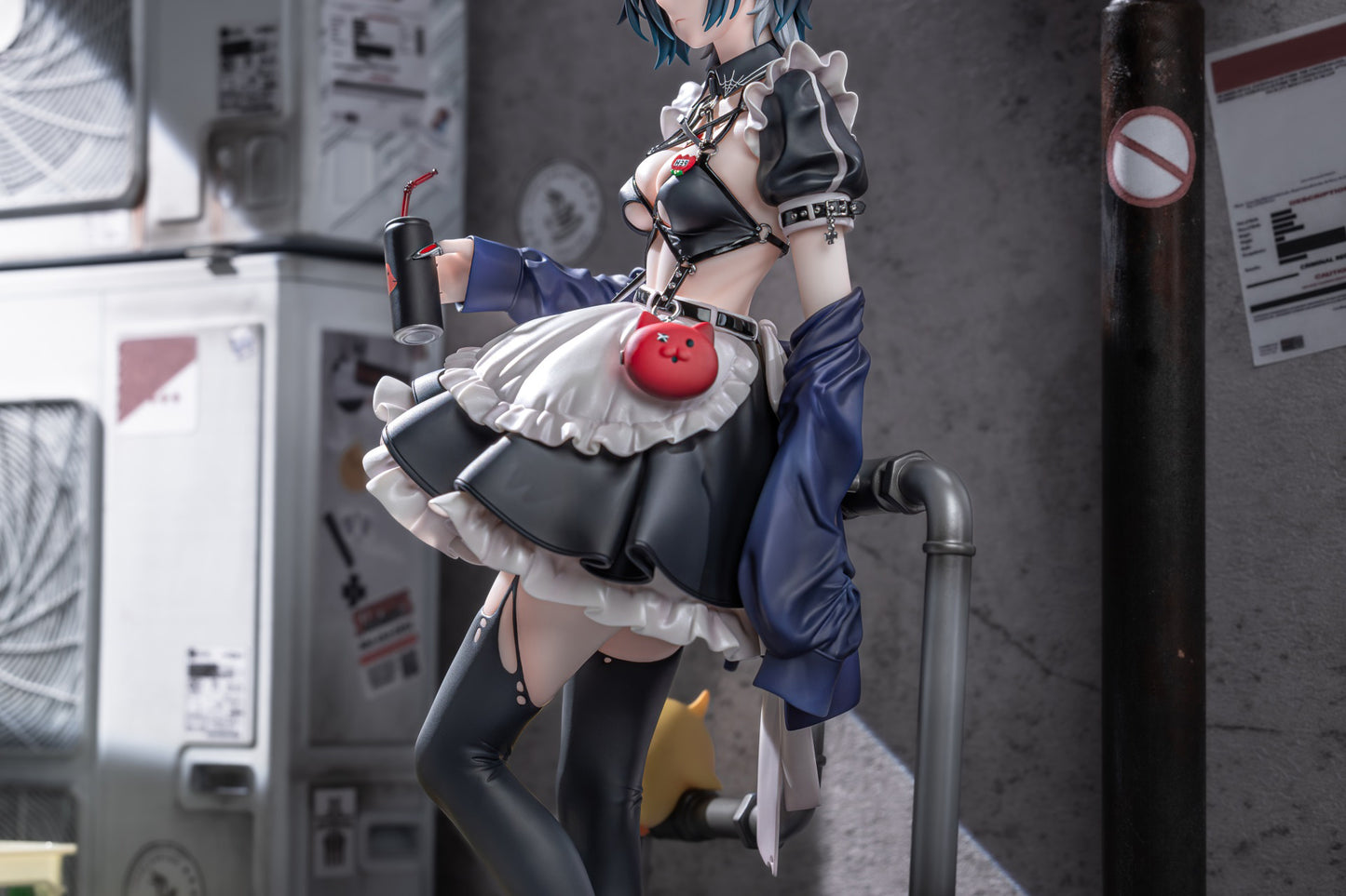 1/6 Azur Lane: Ulrich von Hutten Mayhem Maid Ver.