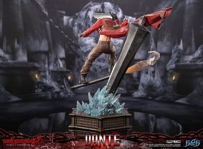 Devil May Cry 3 / Dante Statue