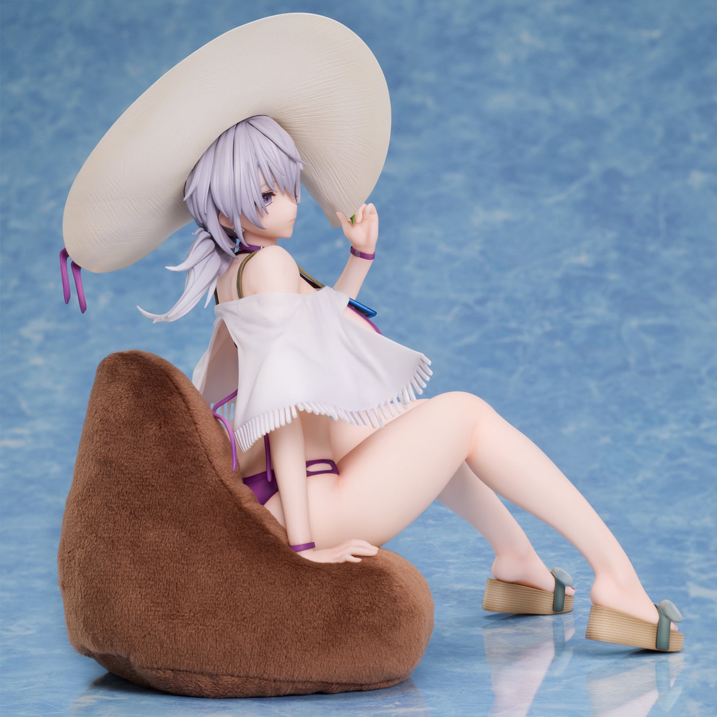 Azur Lane
Reno: Summer Spin-off Complete Figure