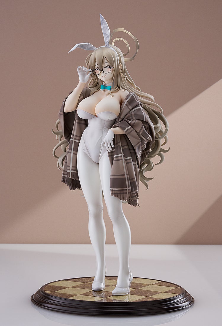 Blue Archive
Akane Murokasa (Bunny Girl) - (Limited)