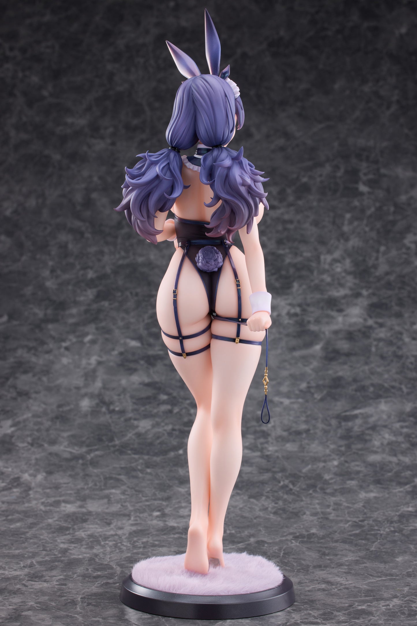 1/6 Obedient Hina Verna Barefoot Ver. Illustrated by Sue Suerte